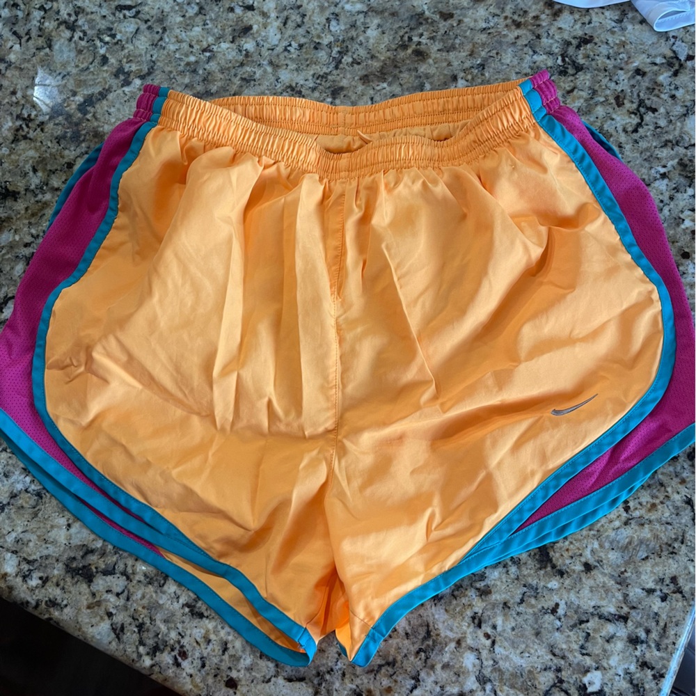 Nike Dri Fit Tempo Running Shorts Size Small